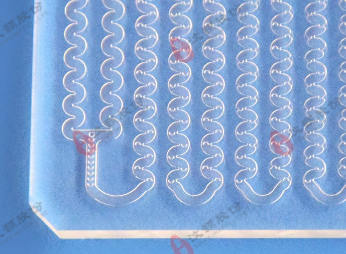 新的鍵合技術助力微流控芯片生產規模化