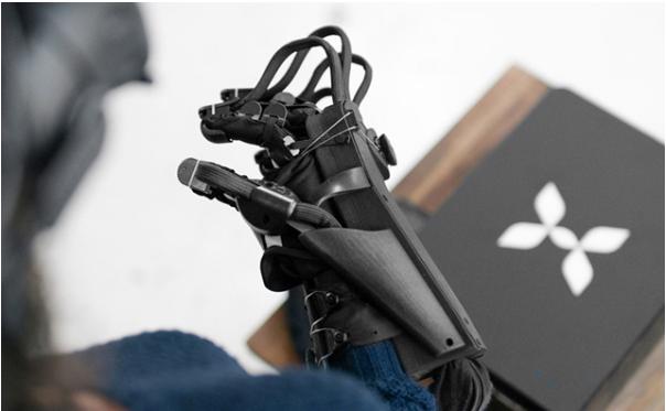 基于微流體技術(shù)的觸覺手套，讓虛擬世界的手擁有真實之感 - 汶顥股份